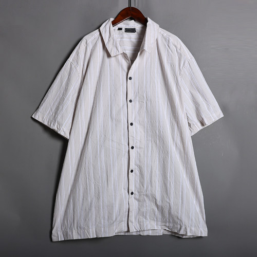 2025年夏季时尚条纹翻领单排扣短袖衬衫男士时尚格子宽松衬衣上衣