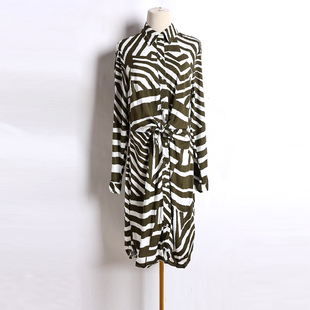 气质翻领单排扣豹纹衬衫 2025年春秋季 女装 时尚 潮 领连衣裙中长款