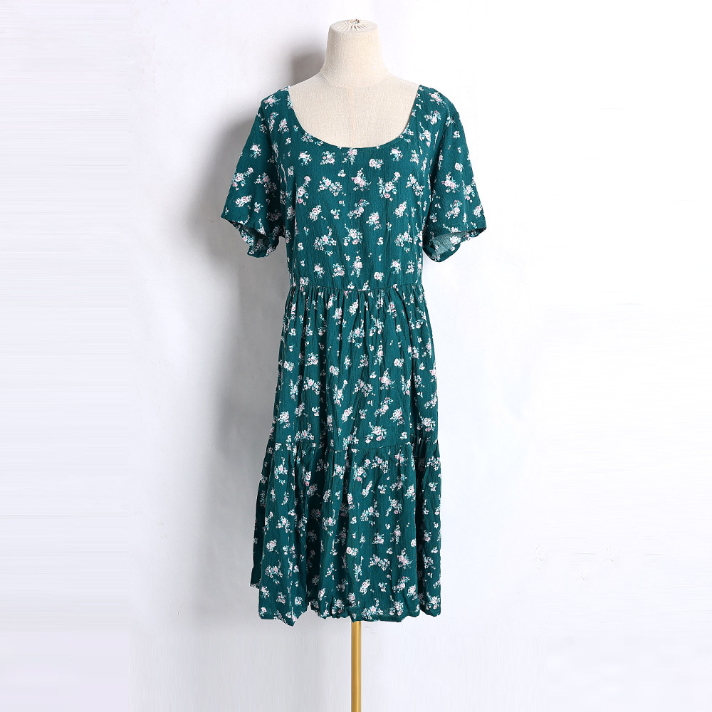 2025年夏季新品女装时尚套头减龄碎花短袖收腰显瘦中长款连衣裙潮