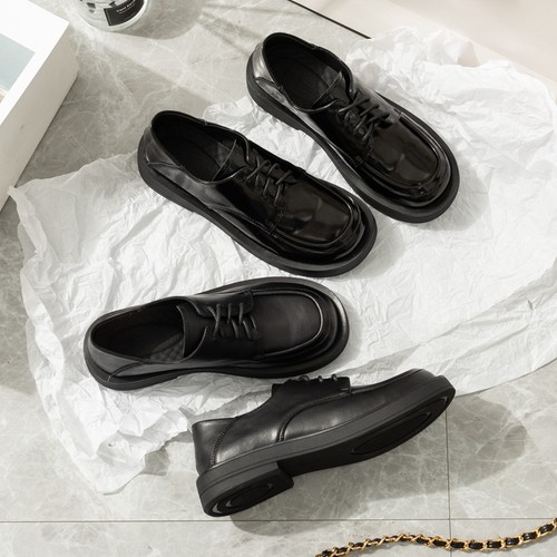 柒步森林平底日系英伦小皮鞋