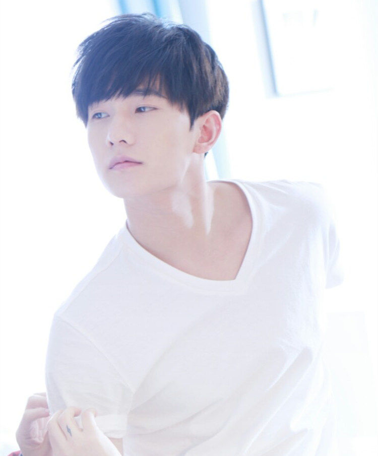 Perruque cheveux raides Court - Ref 2607259 Image 5