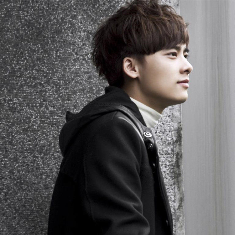 Perruque cheveux courts - Ref 2607658 Image 4