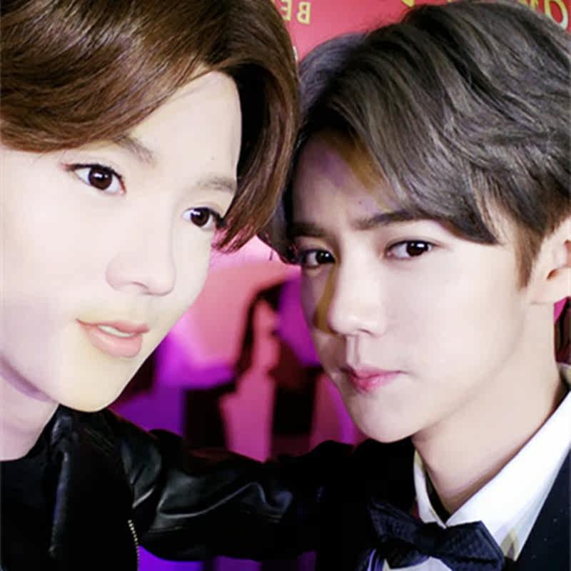 Perruque cheveux raides Court - Ref 2608326 Image 4