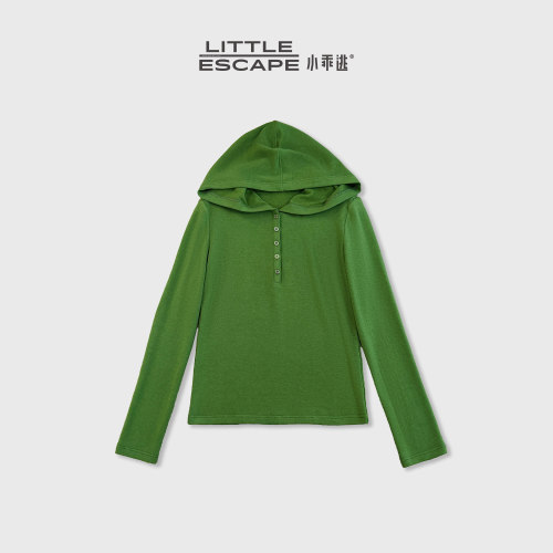 小乖逃绿色连帽长袖上衣秋冬软糯半开扣休闲宽松上衣ZX26100A