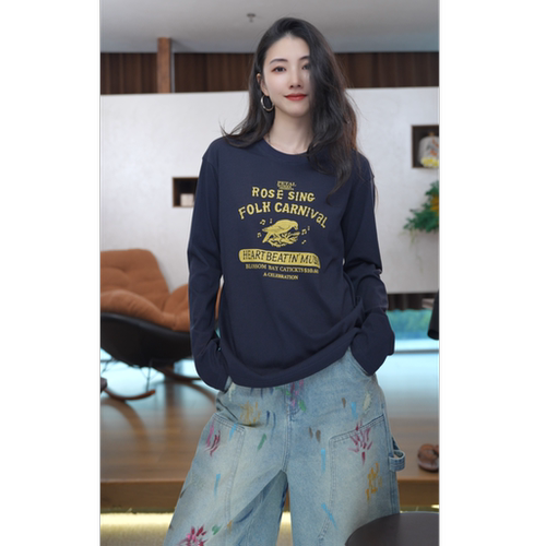 小乖逃黑色RO字母卫衣飞鸟印花宽松早秋美式上衣N71021