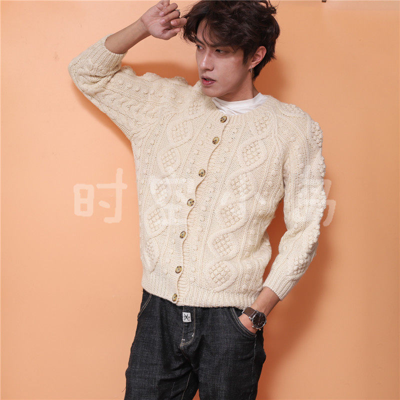 Vintage童趣森林文艺复古立体麻花乳白色手工编织开衫纯毛衣