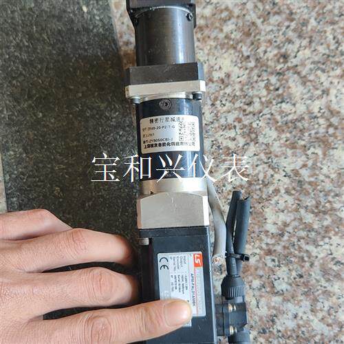LS APM-FAL01AM8K 伺服电机带减速机,二手拆机