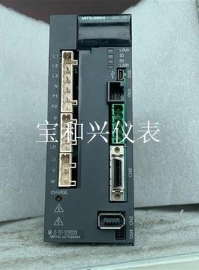 三菱驱动器 MR-J3-70T-S128T029实物图,成色