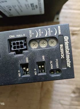 拆机件驱动器BLED12C便宜出售了,图片是实物拍摄来的,成-议价
