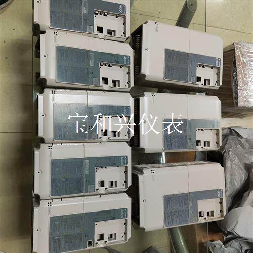 安川A1000九成新塑料壳,安川A1000 22KW变频器铁