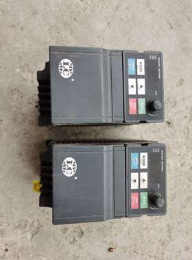 hlc1d5m/b-3变频器1.5kw380v上电显示如图