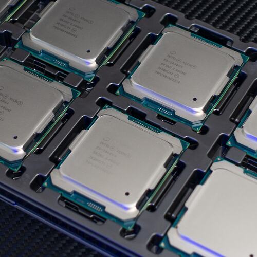 CPU，E5-2640V4 10核20线程 2.4GHz( 议价）