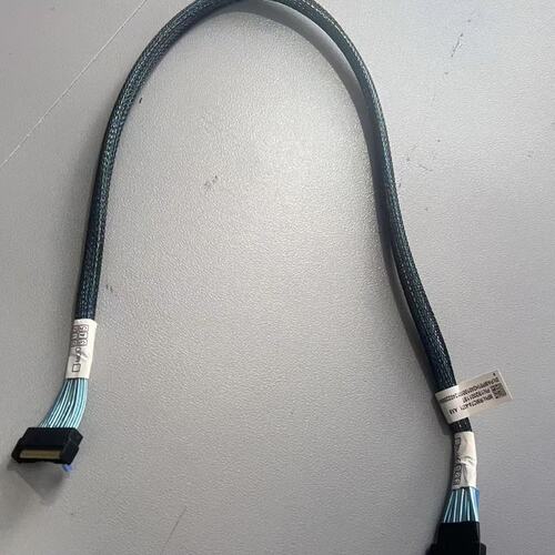 转接线MCIO 8I转8654 8连接线长度58CM2直头(( 议价）
