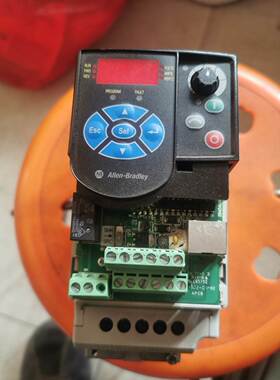 ab变频器22F-A2P5N103220V0.4kw