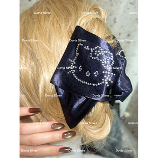 小众显白深蓝烫钻KT抓夹缎面布艺三角形发抓复古百搭缎面发饰头饰