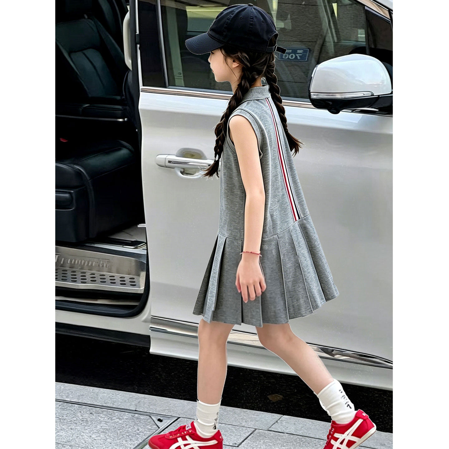 儿童连衣裙26夏新款韩版女童好看中大童时髦夏薄款洋气百搭无袖裙