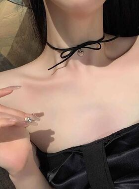 甜酷风蝴蝶结爱心系带皮质项链饰品女辣妹纯欲风锁骨链choker项圈