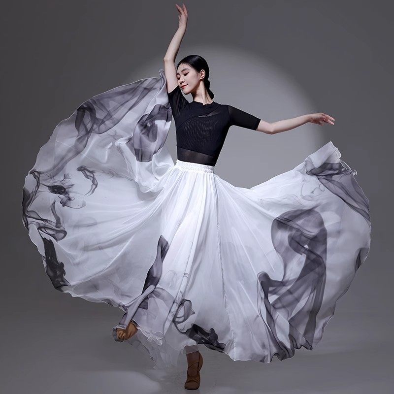 中国古典舞蹈演出服原创水墨风三层天丝大摆裙民族风广场舞舞蹈裙