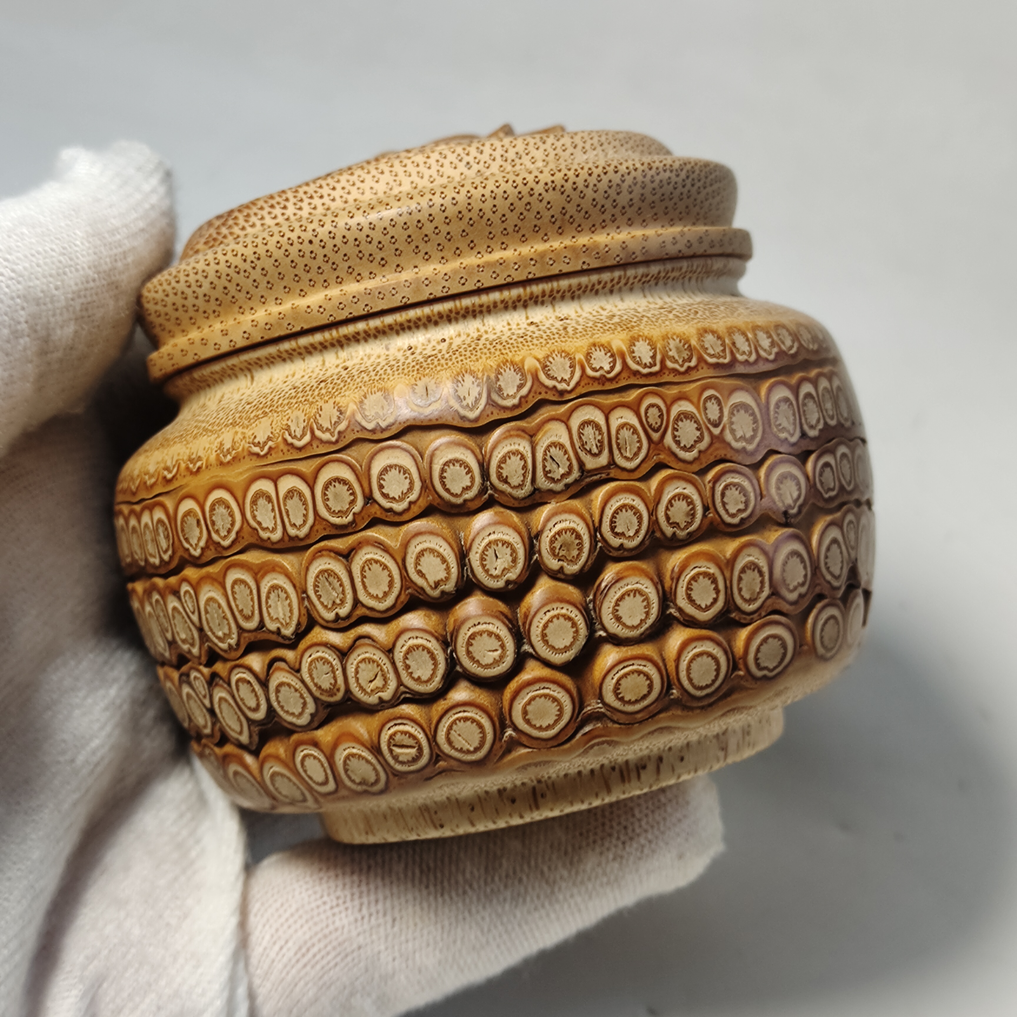 竹根精品虫罐手工满钉大送礼