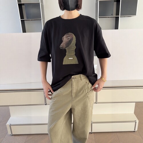 妍西家 诗歌兰女装26秋款新品6560时尚黑色狗狗印花短袖T恤可退换