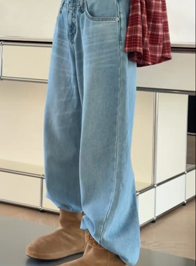 妍西家 诗歌兰女装25冬款09788时尚百搭浅蓝色猫抓纹加绒牛仔裤女