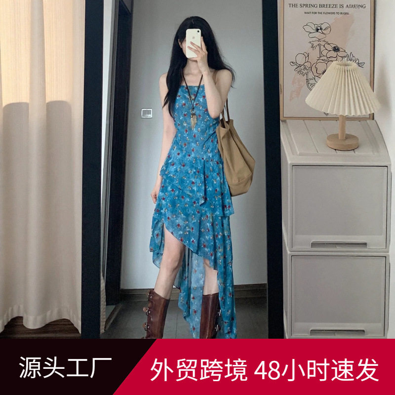 2026新款碎花吊带连衣裙女夏修身不规则海边度假裙跨境爆款
