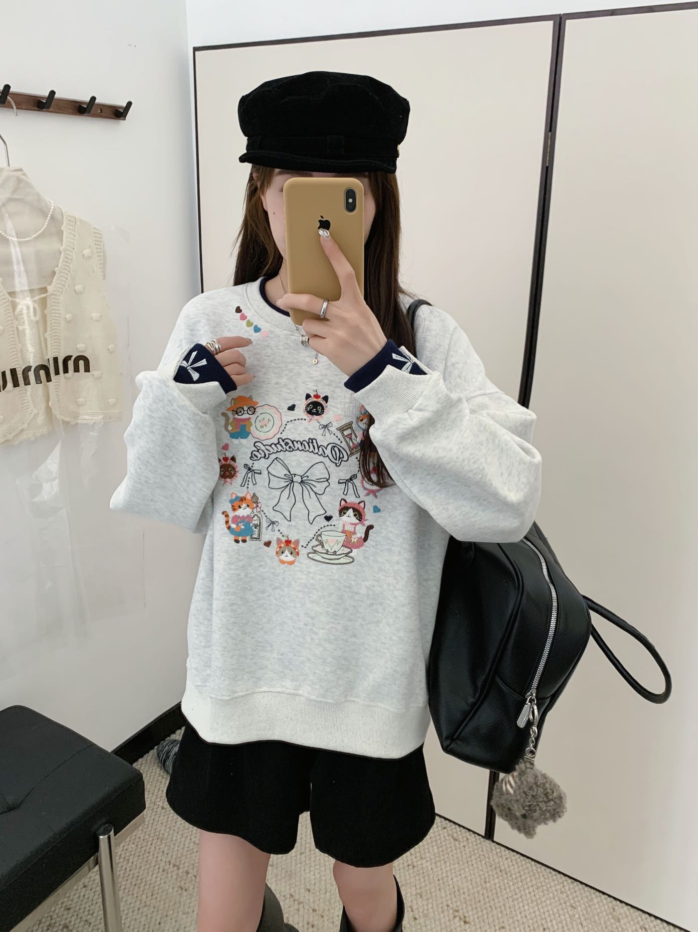 猫咪蝴蝶结刺绣秋新款韩版宽松圆领长袖卫衣套头女卫衣潮百搭显瘦