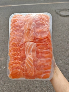 冰鲜三文鱼刺身切片中段盒装生鱼片健康轻食新鲜海鲜400g