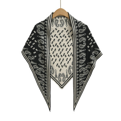 东大门韩版复古腰果花提花双面针织三角巾披肩围巾女头巾裙帘屁帘