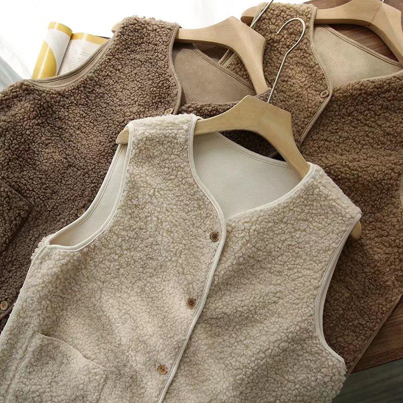 外贸女装2025秋冬新款纽扣日系百搭马夹无袖外套背心羊羔绒马甲女,女装/女士精品,马夹,淘宝优惠券,粉丝福利购,淘宝优惠卷