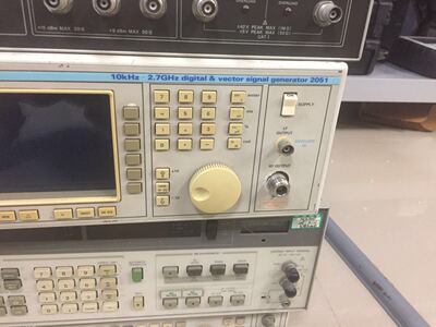 马可尼2051信号源 IFR2051信号发生器 10kHz-2.7GHz
