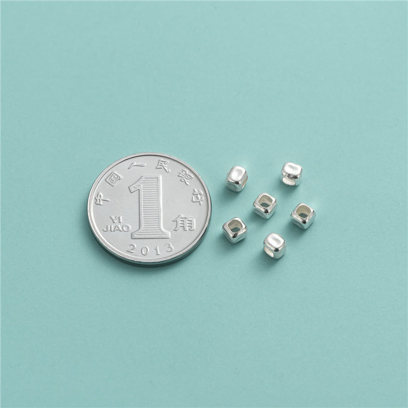 S925 순수 실버 작은 사각형 3MM 분리 된 비즈 설탕 큐브 DIY 수제 페르시 팔찌 목걸이 느슨한 구슬 액세서리 깨진 실버