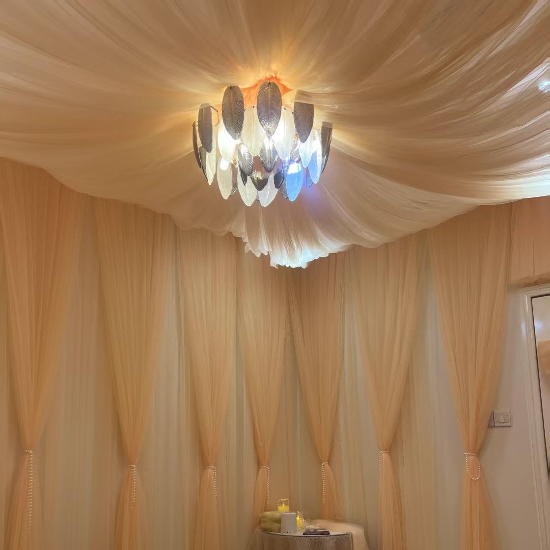 吊顶纱幔天花板婚庆新款定制圆形美容院遮丑私密馆氛围感房间布置