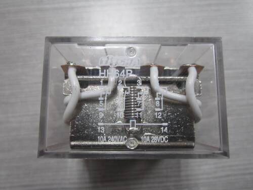 TiTCHA巨人 小型中间继电器DC220V AC380V 型号HH64P 可代替LY4NJ