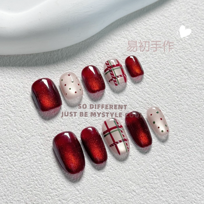 【星罗手帐】轻奢纯手工穿戴甲2025过年高级质感短椭圆猫眼美甲片