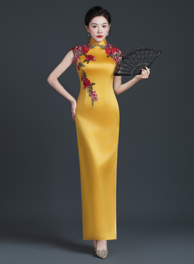 2025黄色中国风宴会晚礼服模特舞台走秀修身长款演出服旗袍绣花