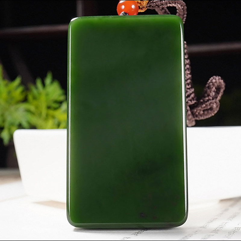 大师冯立辉和田玉俄料阳绿7号矿红皮碧玉平安无事牌挂件119.74克