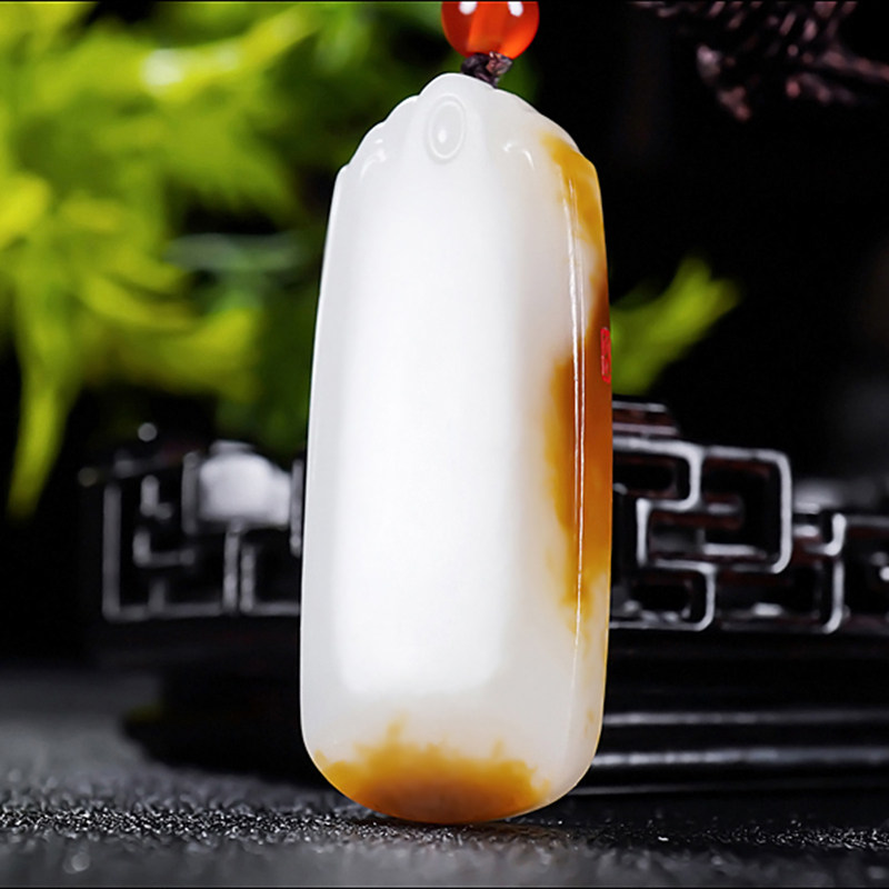 新疆大师张亚龙作品和田玉糖羊脂白玉且末料平安无事牌20.49克