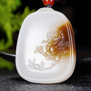 新疆大师郭磊作品和田玉糖羊脂白玉且末金山料龙行天下27.38克