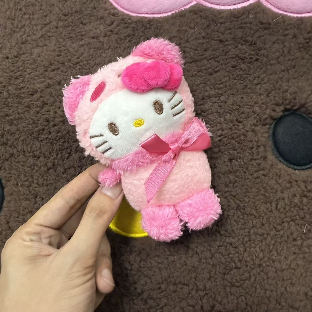 日本可爱粉色头套小猫娃