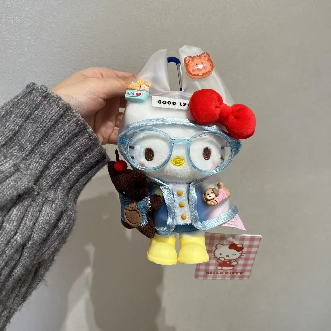 日本正版三丽鸥雨衣kitty