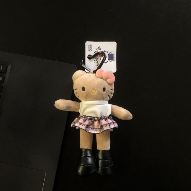 日本卡通毛绒玩具长腿黑