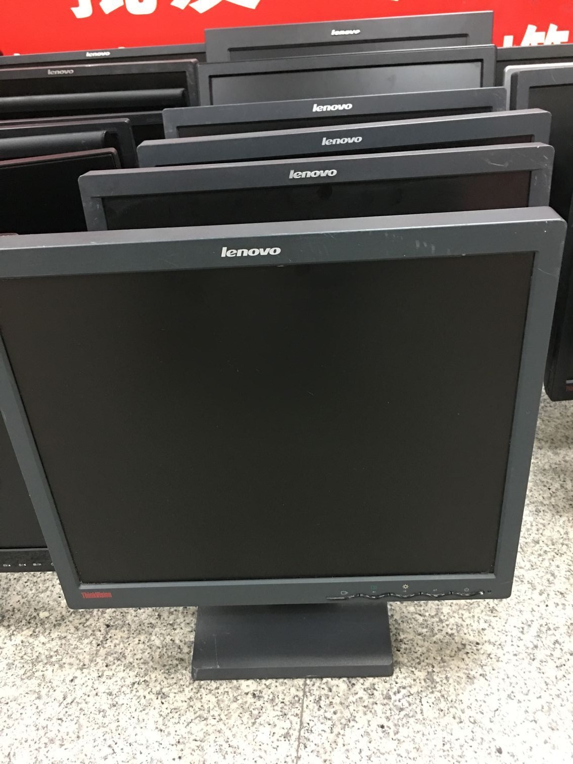 二手 原装LENOVO 联想l1710A9成新17寸LCD液晶显示器  