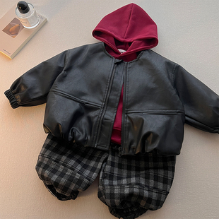 小男孩衣服痞帅宝宝皮衣外套卫衣三件套 2026新款 儿童套装 男童春装