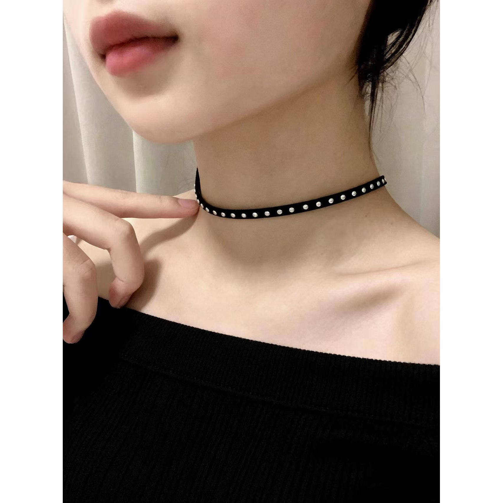 明星同款铆钉choker锁骨链女韩国朋克风颈带复古辣妹短项链项圈