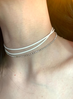 棠洛 多层细款奶白色choker颈链女进口软皮革贴肤项圈显脖子细长