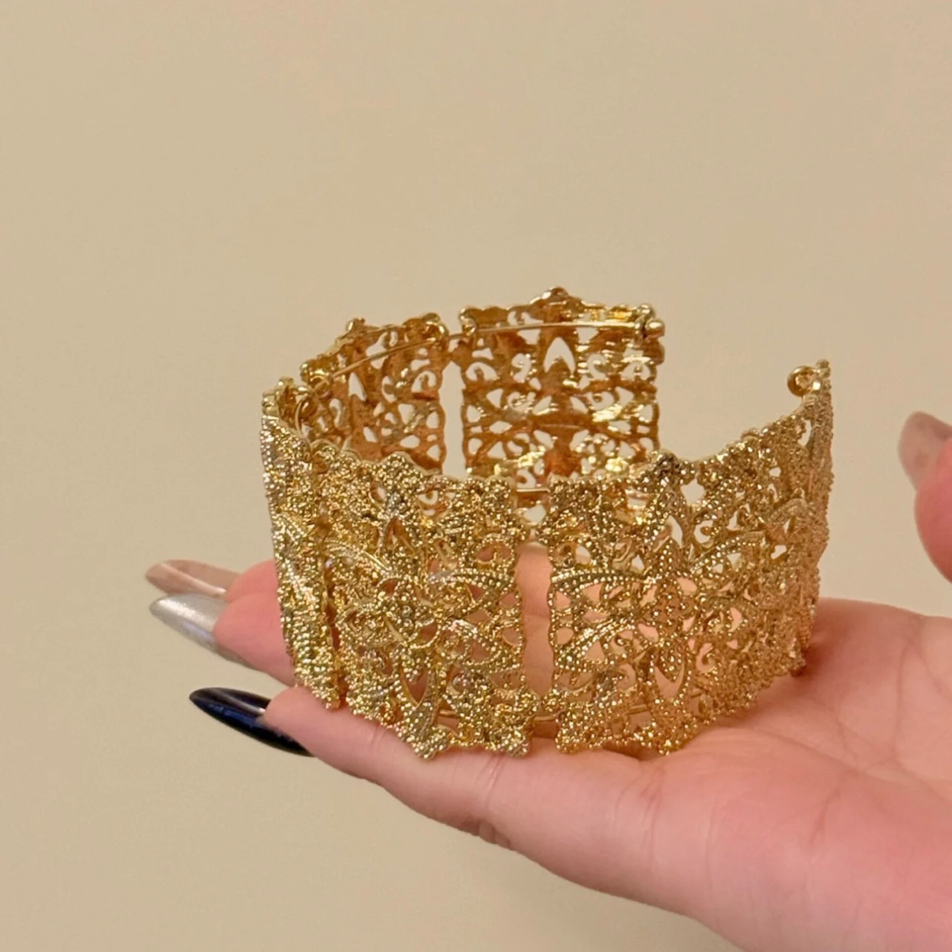 棠洛 宽版欧美风金色手镯臂环女小众个性波西米亚风夸张手饰品潮