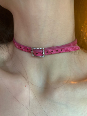 美式甜心 玫红色choker项圈女细款皮革颈链y2k辣妹甜酷脖颈环高级