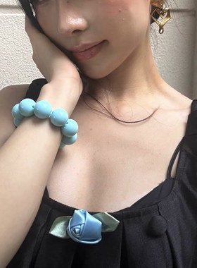 【棠洛】奶fufu蓝色~夸张大颗串珠手串女复古亚克力手环2026新款
