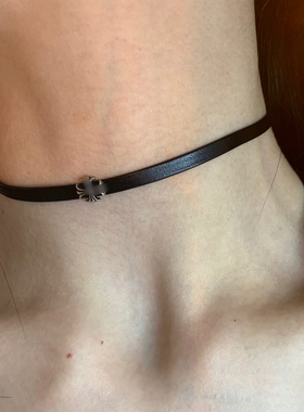 显脖子细的基础款软皮choker黑色皮绳颈链小众甜酷辣妹风百搭项圈
